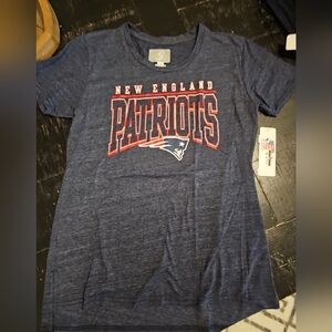 New England Patriots NFL Women's Heathered Short Sleeve T-shirt New With Tags
